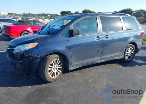 2019 Toyota Sienna Xle 8 Passenger z USA, uszkodzony, nr VIN 5TDYZ3DC6KS982695